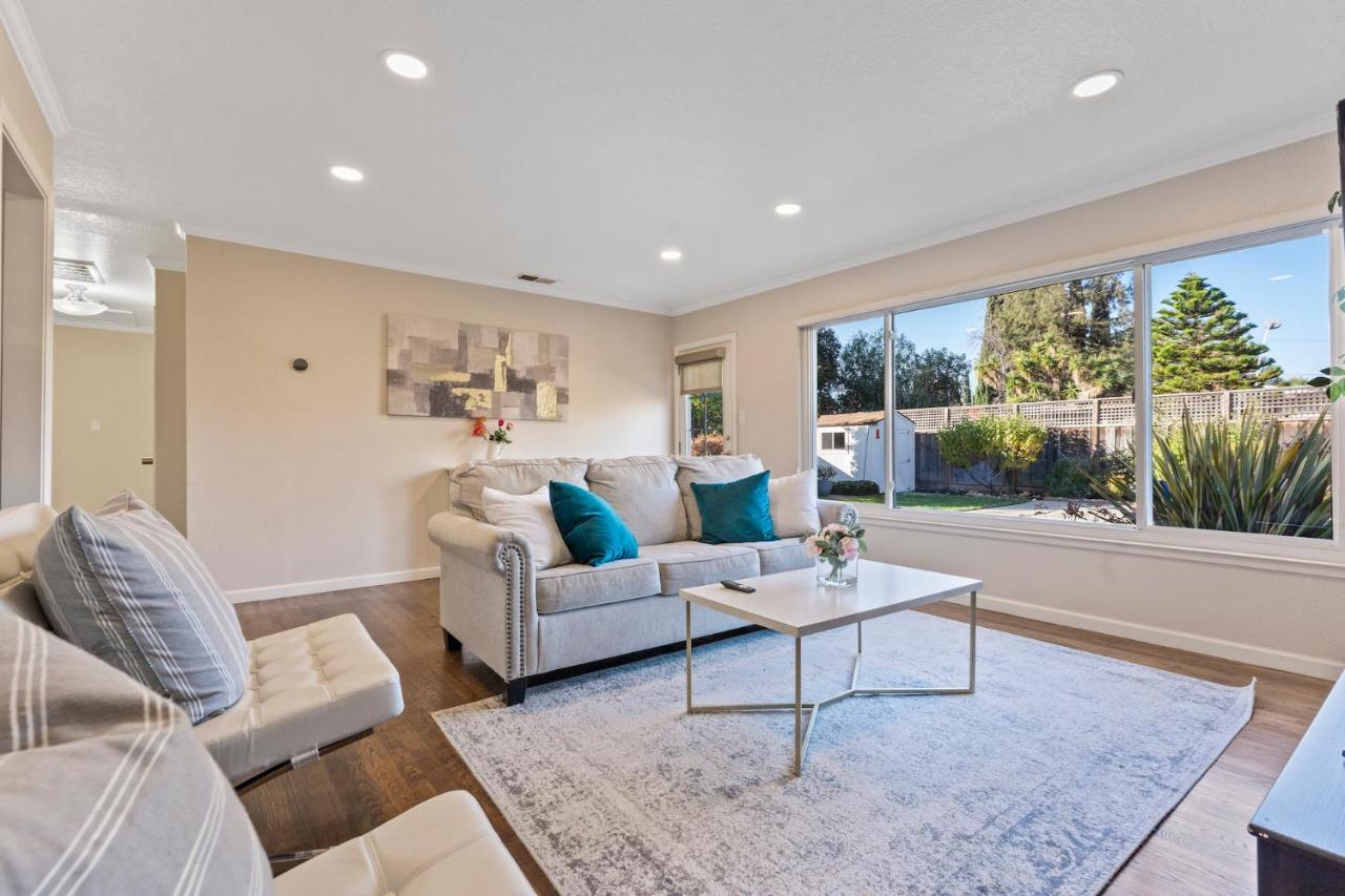 @ Marbella Lane - 3Br Suburban Escape Villa San Jose Exterior photo